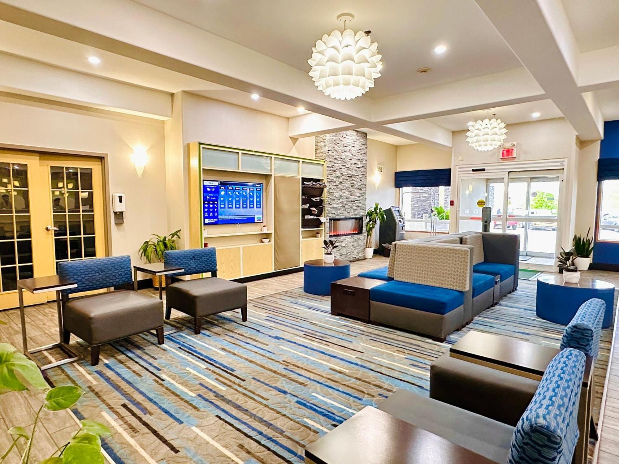 Holiday Inn Hotel & Suites Regina By Ihg Exterior foto